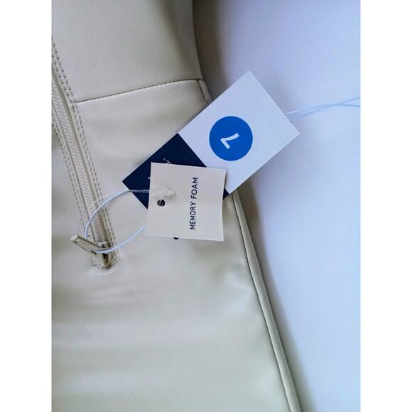 Women's Universal Thread Kendra Kitten Heel Tall Dress Boots White Various Sizes - Picture 5 of 6